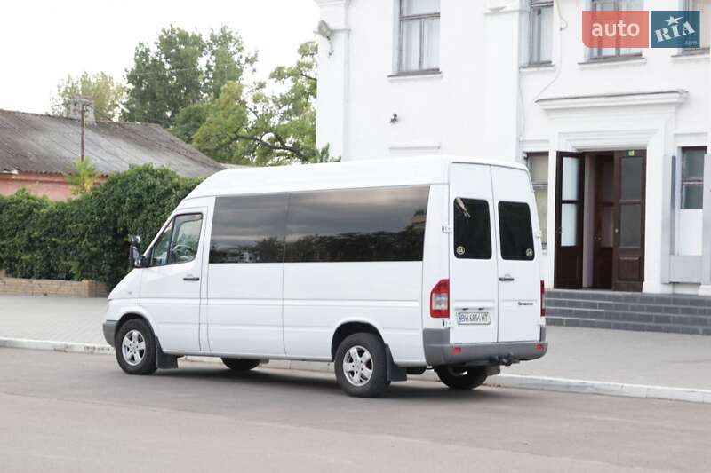 Микроавтобус Mercedes-Benz Sprinter 2006 в Килии
