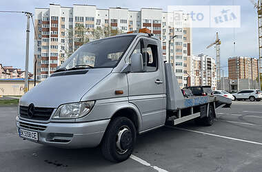 Евакуатор Mercedes-Benz Sprinter 2001 в Києві