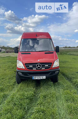 Mercedes-Benz Sprinter 2012