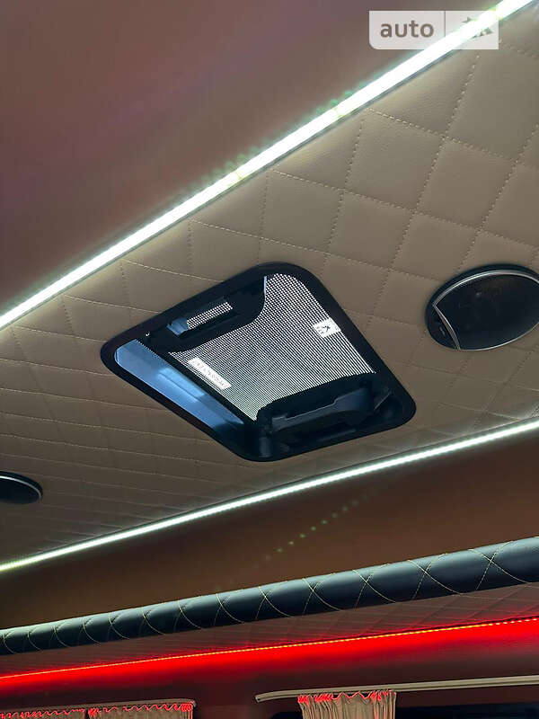 Микроавтобус Mercedes-Benz Sprinter 2013 в Виннице