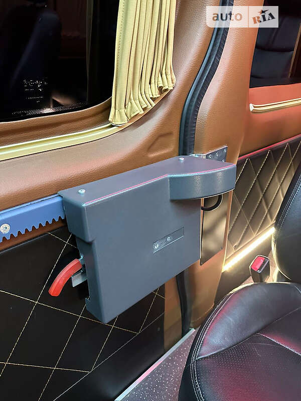 Микроавтобус Mercedes-Benz Sprinter 2013 в Виннице