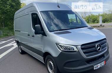Грузовой фургон Mercedes-Benz Sprinter 2019 в 