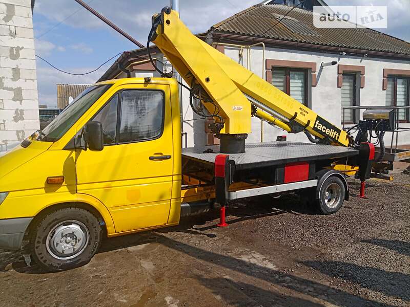 Автовышка Mercedes-Benz Sprinter 2005 в Тростянце