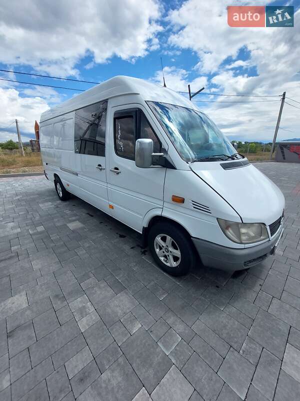 Микроавтобус Mercedes-Benz Sprinter 2004 в Ужгороде