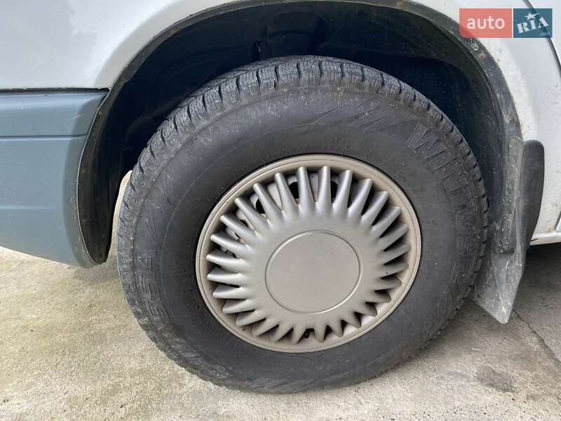 Мікроавтобус Mercedes-Benz Sprinter 1998 в Тячеві