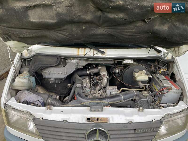 Мікроавтобус Mercedes-Benz Sprinter 1998 в Тячеві