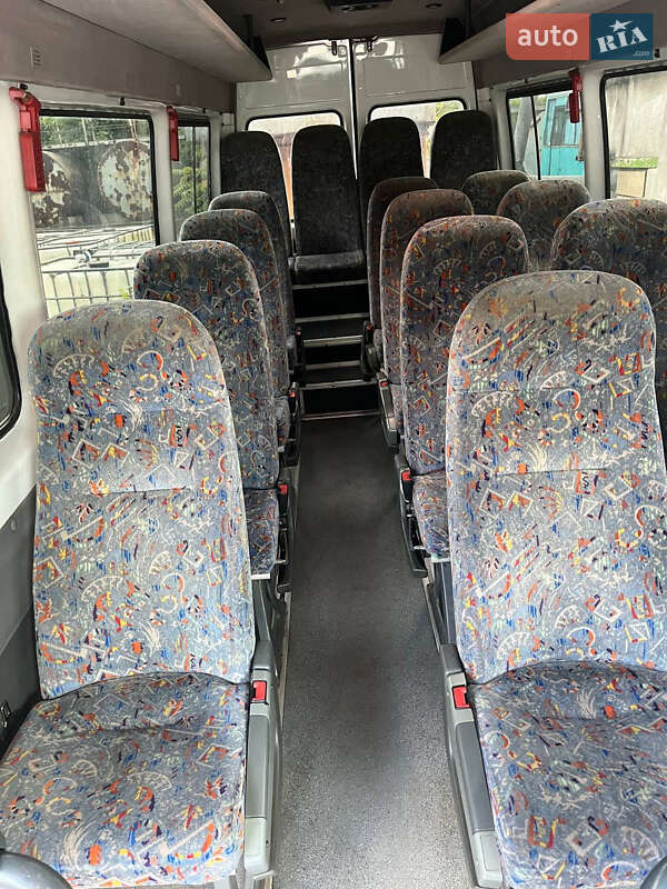Мікроавтобус Mercedes-Benz Sprinter 2004 в Кам'янському