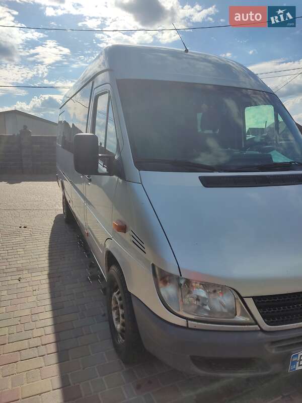 Микроавтобус Mercedes-Benz Sprinter 2004 в Владимирце