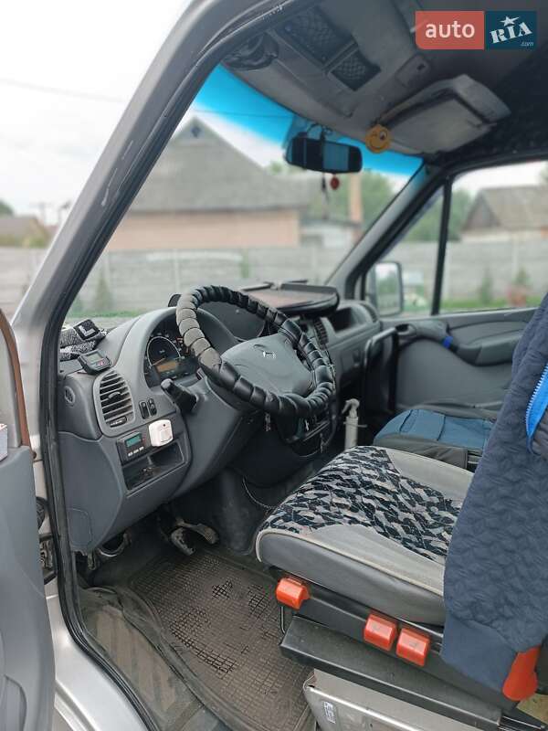 Пригородный автобус Mercedes-Benz Sprinter 2006 в Городище