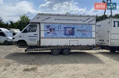 Вантажний фургон Mercedes-Benz Sprinter 2003 в Чернівцях