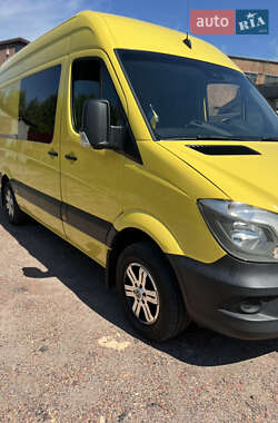 Грузовой фургон Mercedes-Benz Sprinter 2015 в 