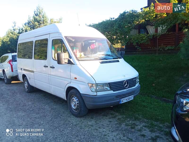 Микроавтобус Mercedes-Benz Sprinter 1999 в Черновцах фото 4 Микроавтобус Mercedes-Benz Sprinter 1999 в Черновцах