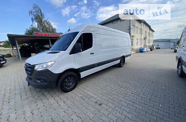 Вантажопасажирський фургон Mercedes-Benz Sprinter 2019 в Чернівцях
