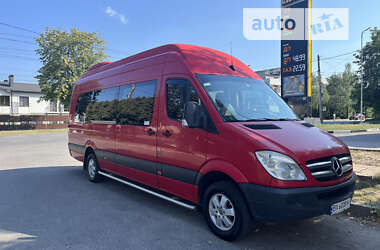Грузопассажирский фургон Mercedes-Benz Sprinter 2013 в  фото 5 Грузопассажирский фургон Mercedes-Benz Sprinter 2013 в