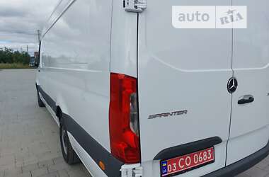 Грузовой фургон Mercedes-Benz Sprinter 2019 в 