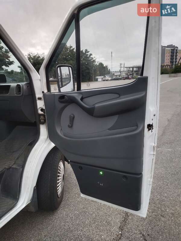 Микроавтобус Mercedes-Benz Sprinter 2003 в Киеве