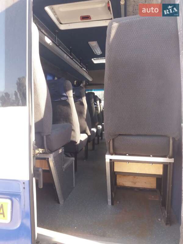 Микроавтобус Mercedes-Benz Sprinter 2003 в Покрове