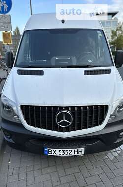 Грузопассажирский фургон Mercedes-Benz Sprinter 2016 в Каменец-Подольском