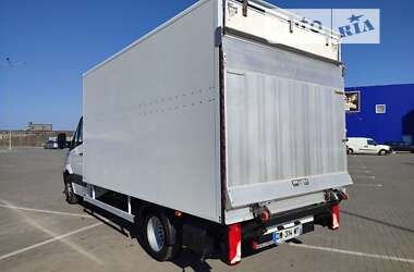 Грузовой фургон Mercedes-Benz Sprinter 2015 в 
