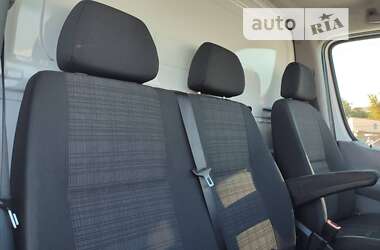 Грузовой фургон Mercedes-Benz Sprinter 2015 в 