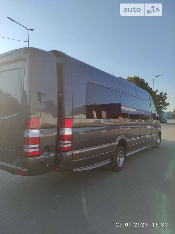 Туристический / Междугородний автобус Mercedes-Benz Sprinter 2012 в Сумах