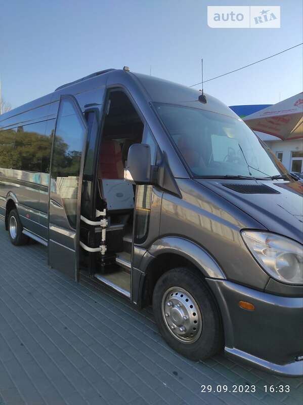 Туристический / Междугородний автобус Mercedes-Benz Sprinter 2012 в Сумах
