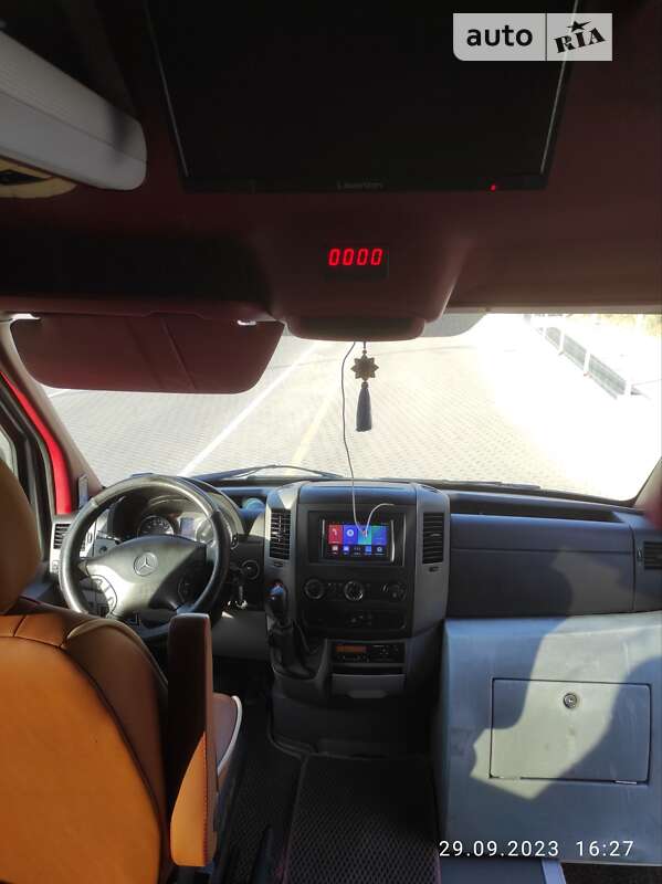 Туристический / Междугородний автобус Mercedes-Benz Sprinter 2012 в Сумах