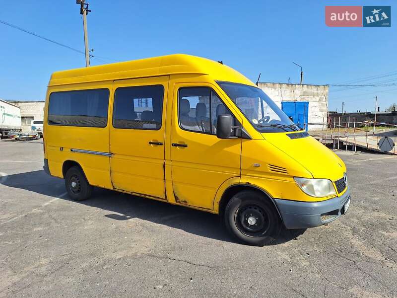 Микроавтобус Mercedes-Benz Sprinter 2004 в Горишних Плавнях фото 12 Микроавтобус Mercedes-Benz Sprinter 2004 в Горишних Плавнях