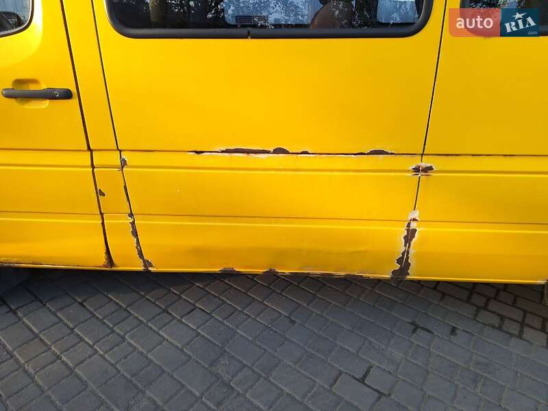 Микроавтобус Mercedes-Benz Sprinter 2004 в Горишних Плавнях фото 14 Микроавтобус Mercedes-Benz Sprinter 2004 в Горишних Плавнях