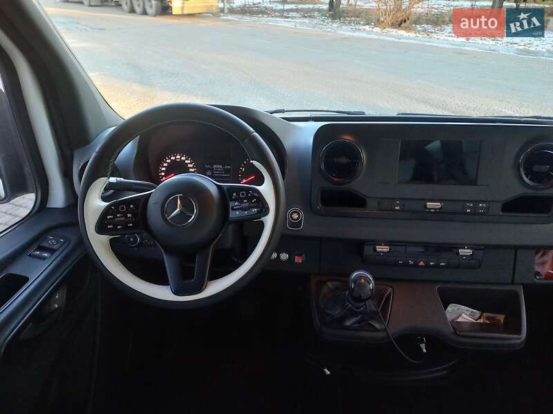 Микроавтобус Mercedes-Benz Sprinter 2018 в Одессе фото 11 Микроавтобус Mercedes-Benz Sprinter 2018 в Одессе
