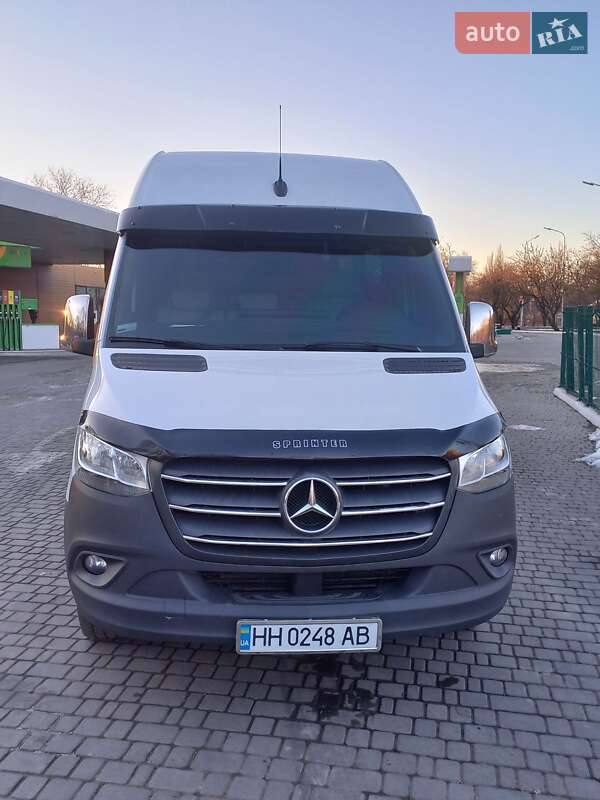 Микроавтобус Mercedes-Benz Sprinter 2018 в Одессе фото 22 Микроавтобус Mercedes-Benz Sprinter 2018 в Одессе