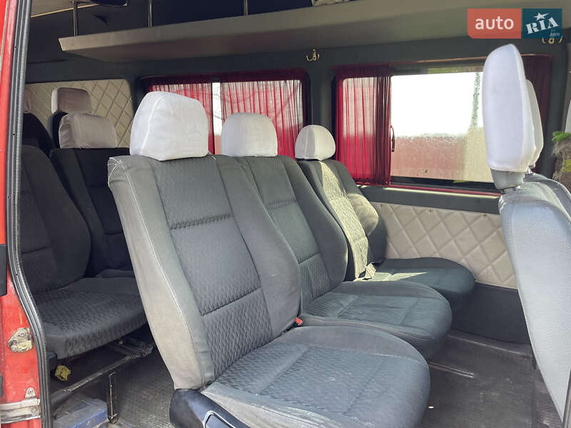 Микроавтобус Mercedes-Benz Sprinter 2006 в Ратным