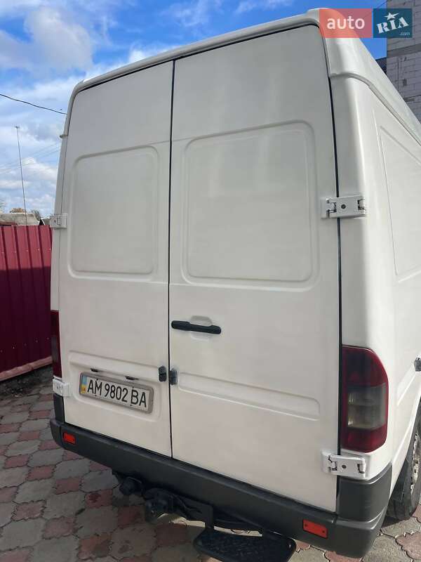 Микроавтобус Mercedes-Benz Sprinter 2004 в Житомире фото 17 Микроавтобус Mercedes-Benz Sprinter 2004 в Житомире