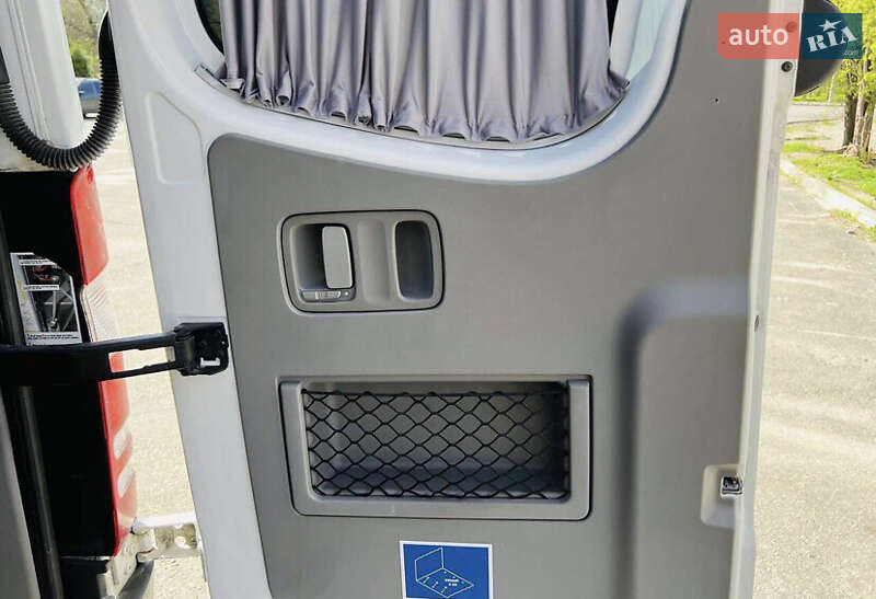 Микроавтобус Mercedes-Benz Sprinter 2010 в Кривом Роге фото 44 Микроавтобус Mercedes-Benz Sprinter 2010 в Кривом Роге