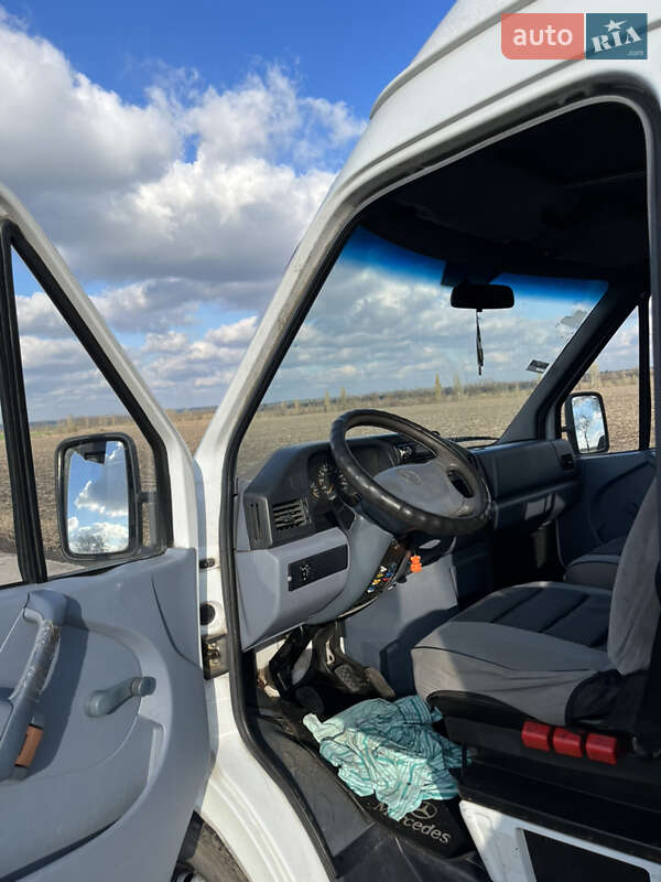 Микроавтобус Mercedes-Benz Sprinter 1998 в Днепре фото 10 Микроавтобус Mercedes-Benz Sprinter 1998 в Днепре