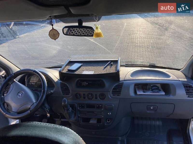 Микроавтобус Mercedes-Benz Sprinter 2006 в Иршаве