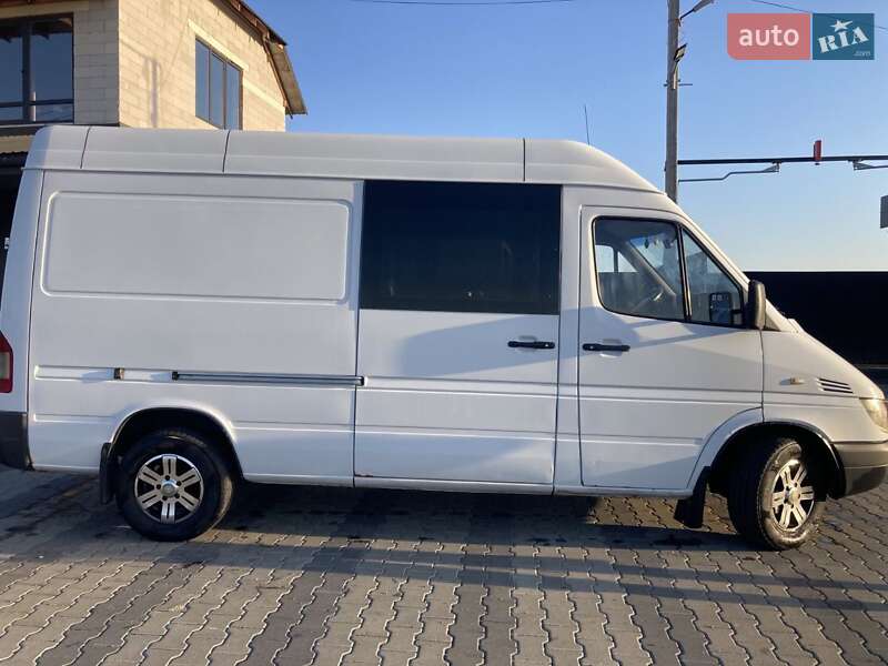 Микроавтобус Mercedes-Benz Sprinter 2006 в Иршаве