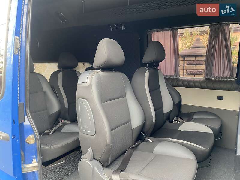 Мікроавтобус Mercedes-Benz Sprinter 2001 в Рівному фото 8 Мікроавтобус Mercedes-Benz Sprinter 2001 в Рівному