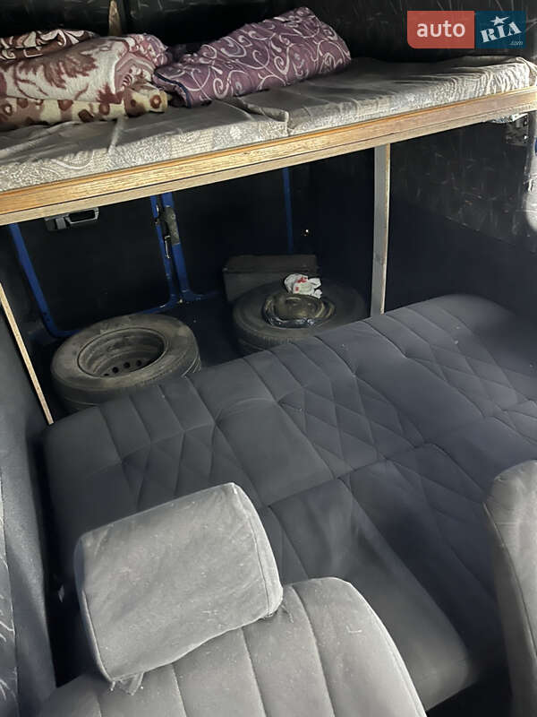 Мікроавтобус Mercedes-Benz Sprinter 2004 в Тячеві