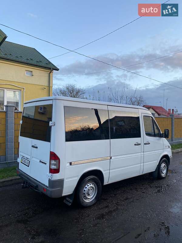 Микроавтобус Mercedes-Benz Sprinter 2004 в Шептицькому