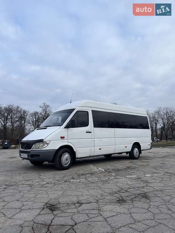 Mercedes-Benz Sprinter 2002