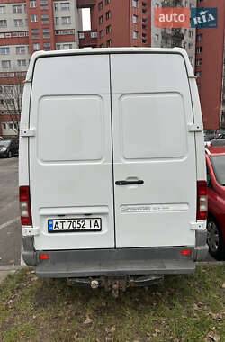 Микроавтобус Mercedes-Benz Sprinter 2003 в Косове