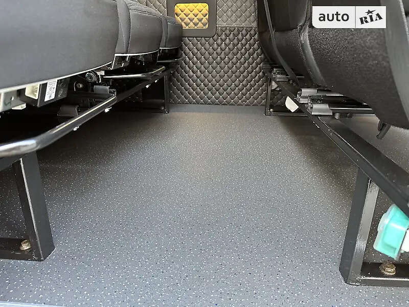 Мікроавтобус Mercedes-Benz Sprinter 2018 в Ужгороді фото 28 Мікроавтобус Mercedes-Benz Sprinter 2018 в Ужгороді