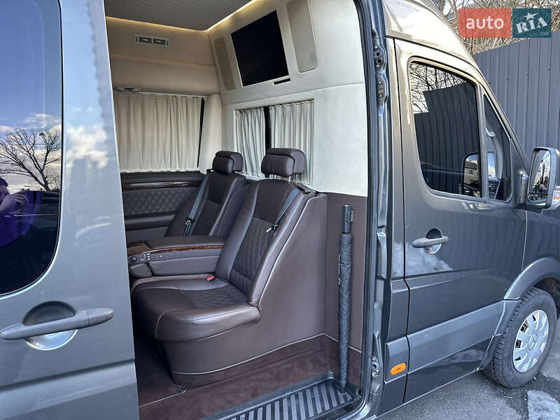 Вантажопасажирський фургон Mercedes-Benz Sprinter 2010 в Києві