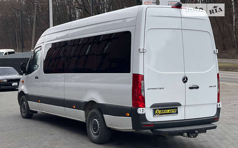 Грузопассажирский фургон Mercedes-Benz Sprinter 2019 в Черновцах