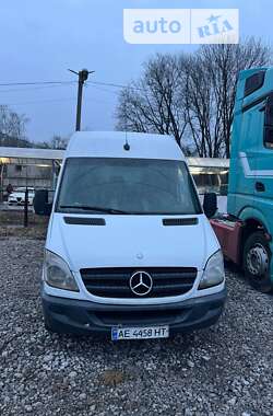 Mercedes-Benz Sprinter 2011