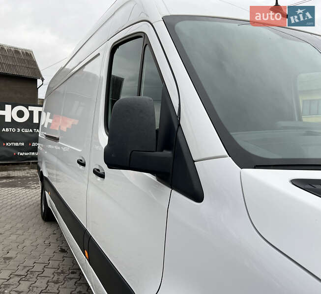 Вантажний фургон Mercedes-Benz Sprinter 2019 в Чернівцях