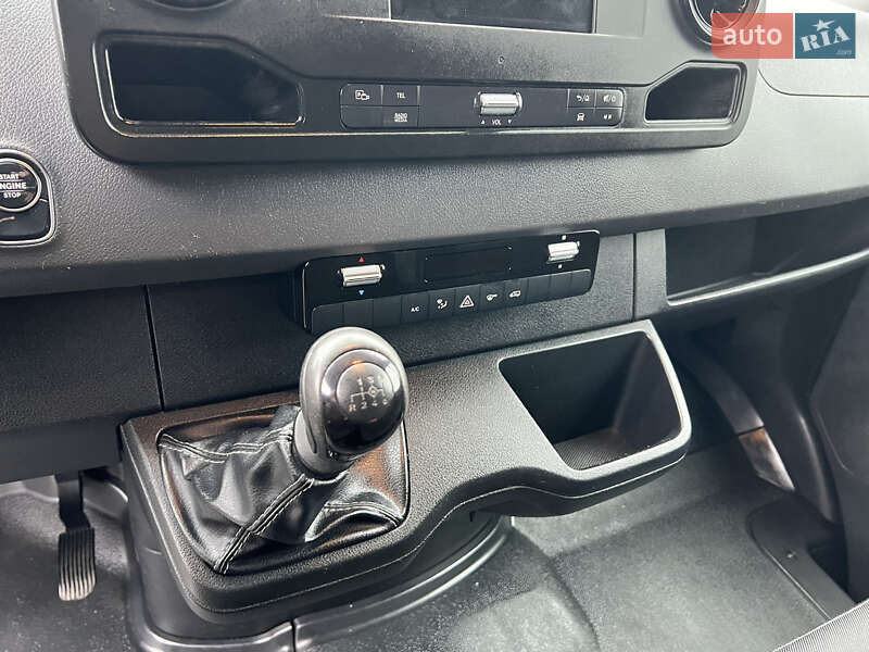 Вантажний фургон Mercedes-Benz Sprinter 2019 в Чернівцях