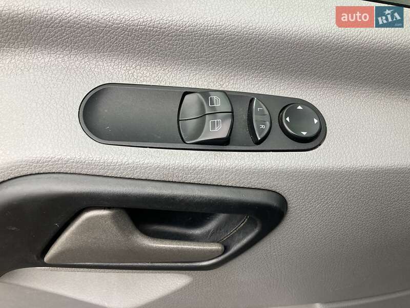 Микроавтобус Mercedes-Benz Sprinter 2014 в Киеве