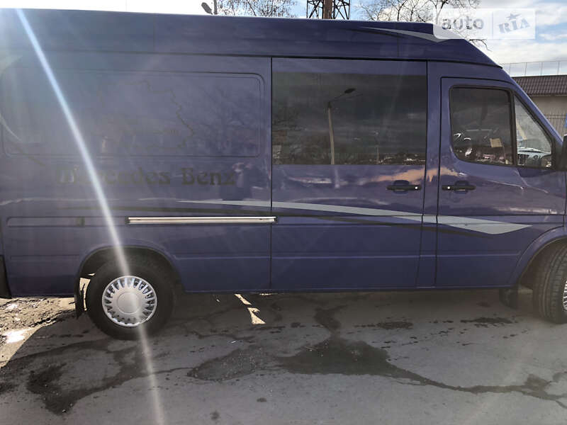 Микроавтобус Mercedes-Benz Sprinter 2003 в Могилев-Подольске